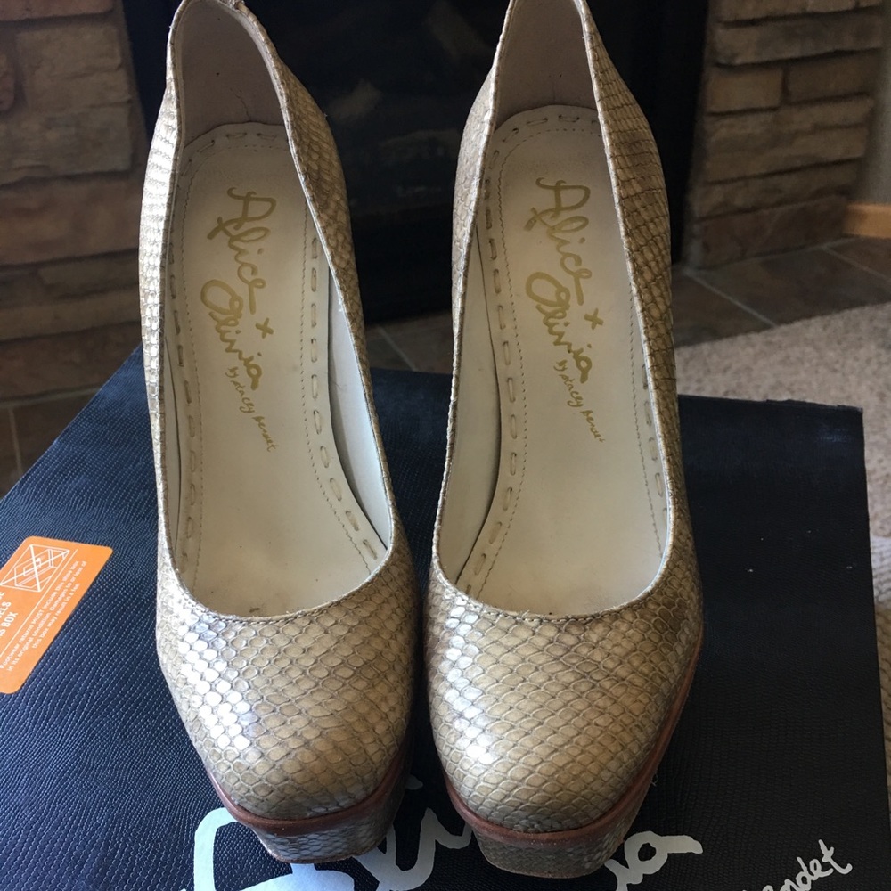 ALICE & OLIVIA Snakeskin Embossed Leather "Bethie"